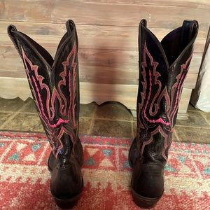 Justin lizard boots. Practically new!!